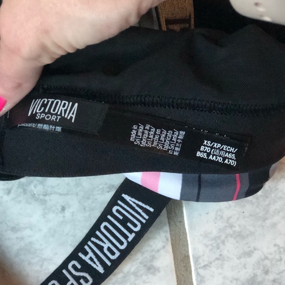 Victoria secret XS sports bra - Picture 4 of 4